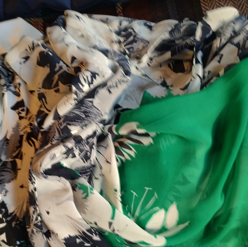 Green Floral Sweater And Scarf Set